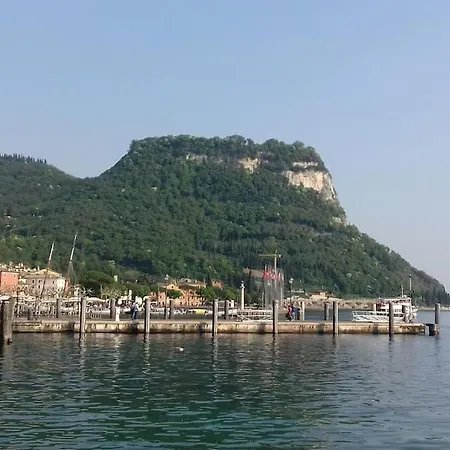 Monika 333 Star On The * Garda (Verona)