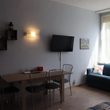 Monika 333 Star On The Apartmán Garda (Verona)